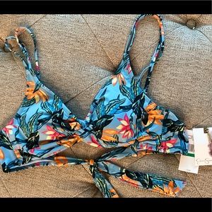 Jessica Simpson swimwear bikini top NWT